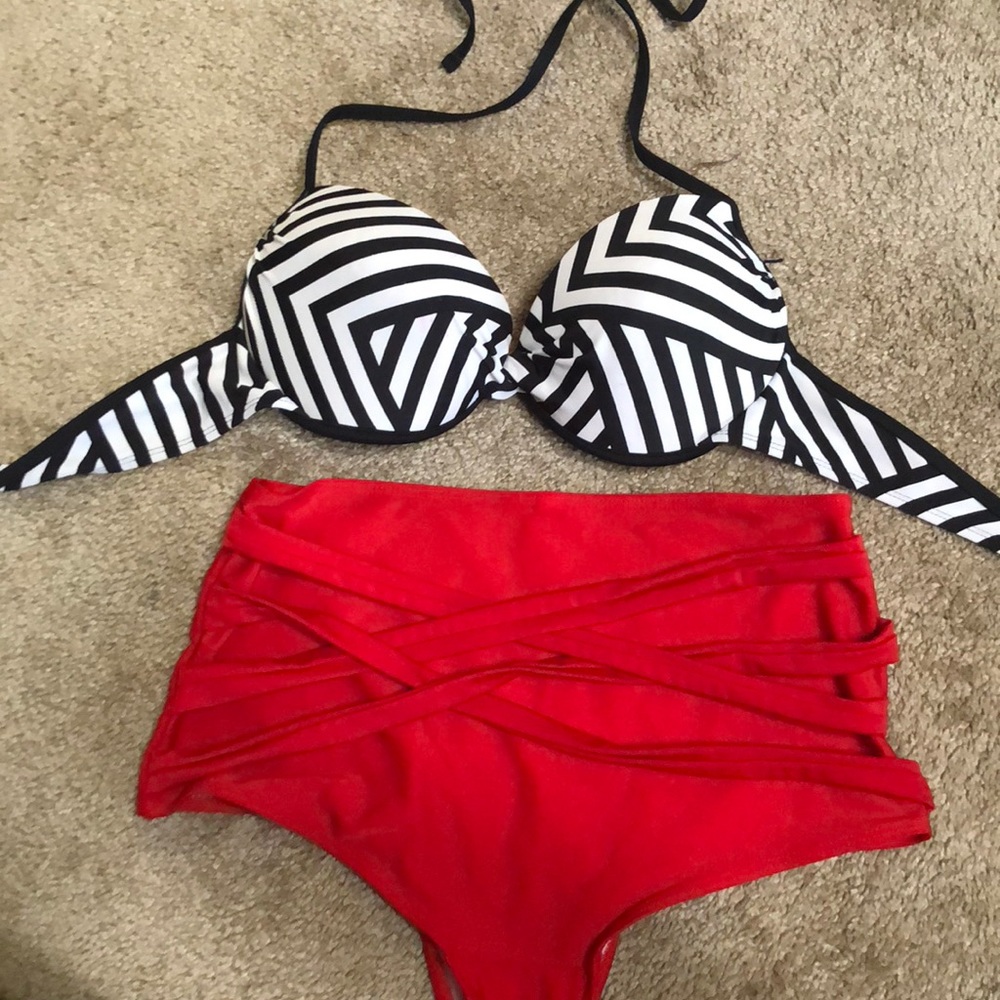 !!!!Sold!!!!Push up bikini set!